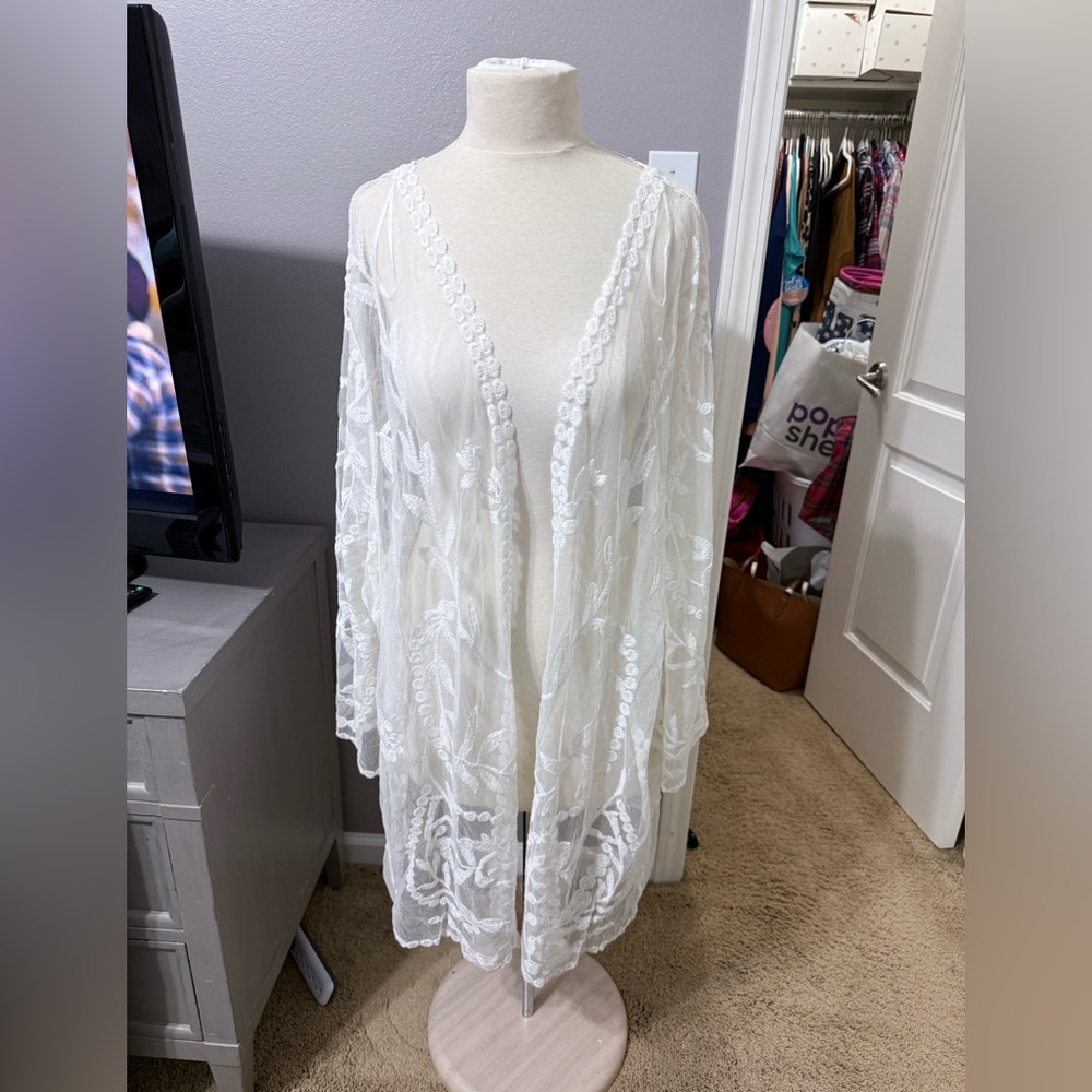 Chic Soul White Lace Kimono / Overpiece 2x/3x